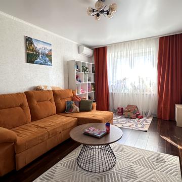 Панаса Мирного вул., 22/1