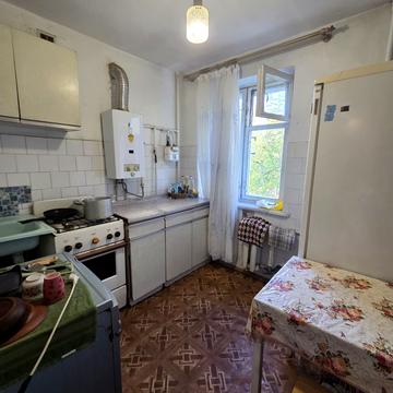 Короля Данила вул., 7а