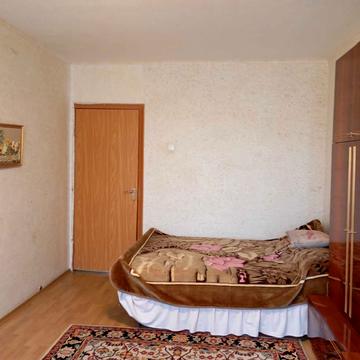 Олімпійська вул., 33
