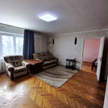 Лесі Українки бульв., 3