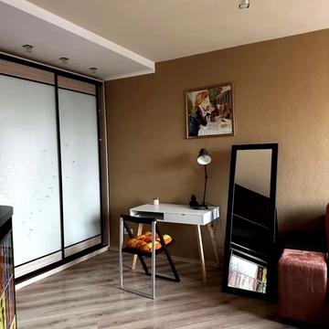 Феодосійський пров., 12