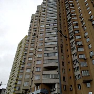 Саперно-Слобідська вул., 22