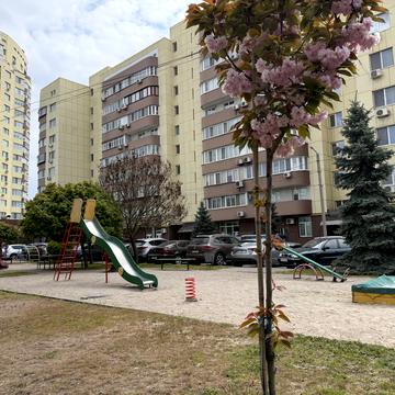 Рельєфна вул., 8