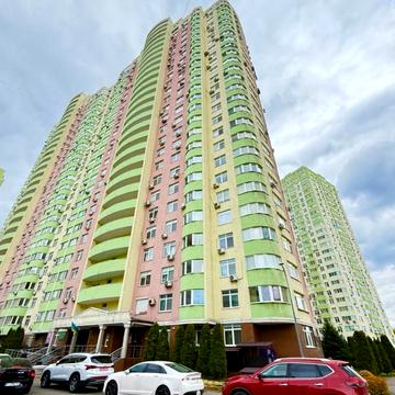Воскресенська вул., 14-Б