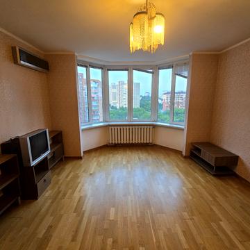 Осіння вул., 33