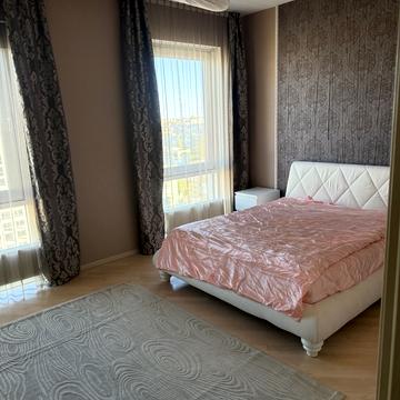 Олександра Поля просп. (Кірова), 16