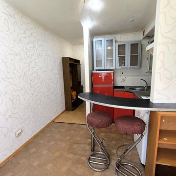 Євгена Чикаленка вул., 63