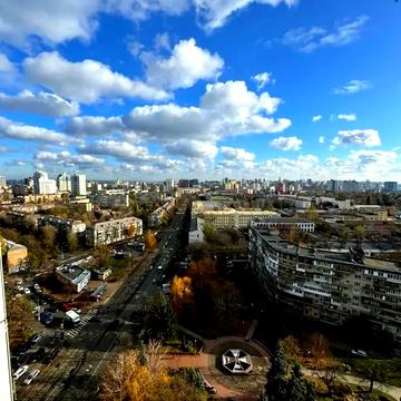 Дегтярівська вул., 17 к1
