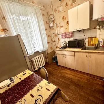 Латвійська вул. (Вологодська), 82