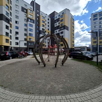 Олександра Довженка вул., 57