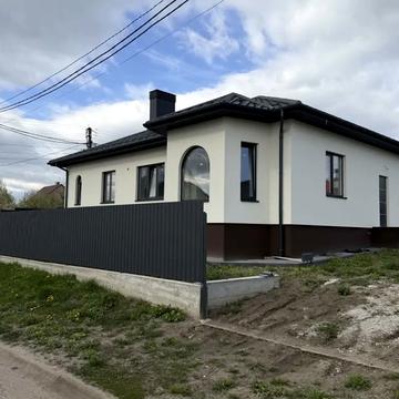 Красилівська вул., 22