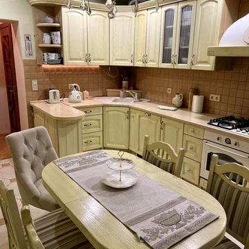 Франциска Скорини вул., 42
