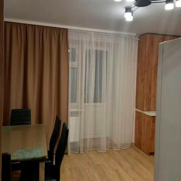Чорнобрового вул., 13