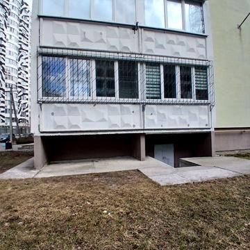 Василя Симоненка вул., 113-А