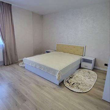 Романа Шухевича вул. (Курчатова), 2/2-А