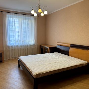 Митрополита Андрея Шептицького вул. (Анатолія Луначарського), 1-В
