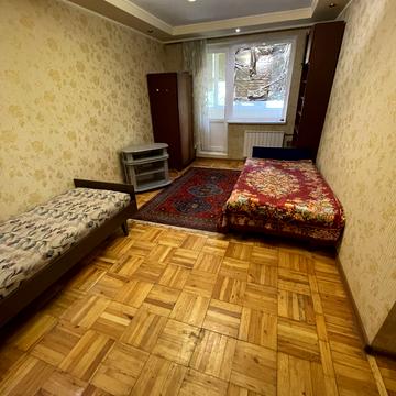Олімпійська вул., 15