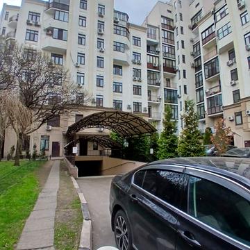 Щекавицька вул., 30/39