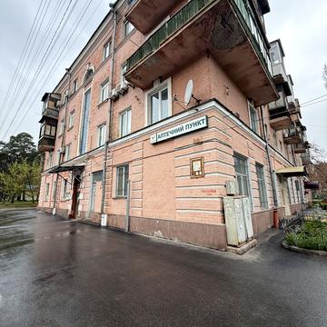 Дніпроводська вул., 13/1