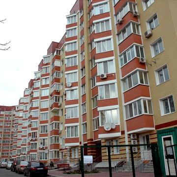 Салютна вул., 1-Б