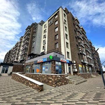 Чехова вул., (Будинок 13)