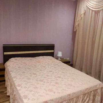 Вишняківська вул., 13
