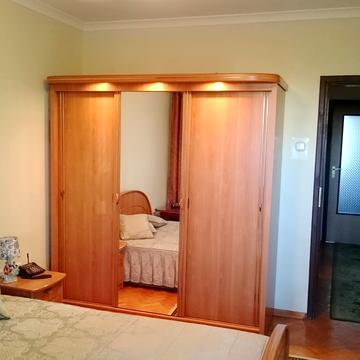 Кадетський Гай вул., 7