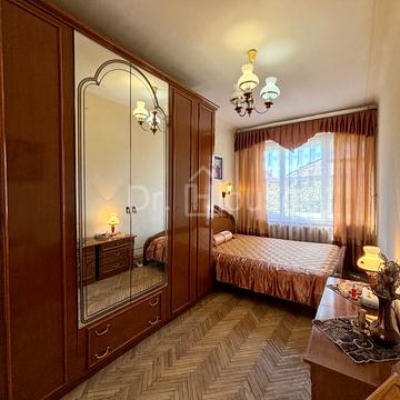 Папоротна вул., 40