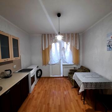 Європейського Союзу просп. (Правди), 5-Б