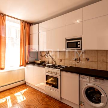 Марійки Підгірянки вул., 14а