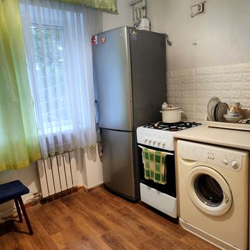 Вартових Неба вул. (Тобольська), 31