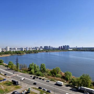 Вишняківська вул., 4
