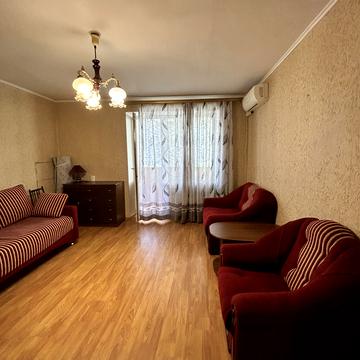 Середньофонтанський пров., 17/13