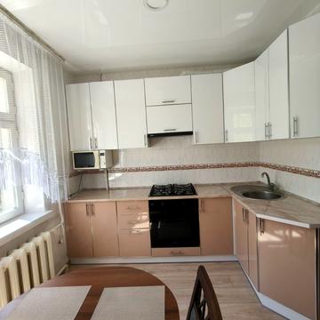 Максима Залізняка вул., 36