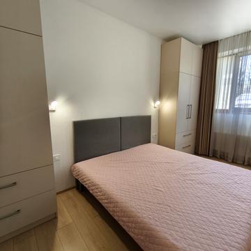 Дача Ковалевського вул., 121 к1