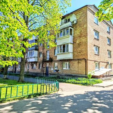 Авіаторів вул., 6