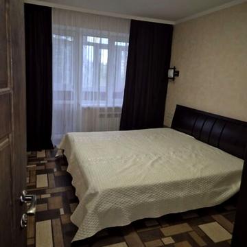 Глухівська вул. (Захаренка), 2