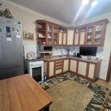 Метрологічна вул., 60