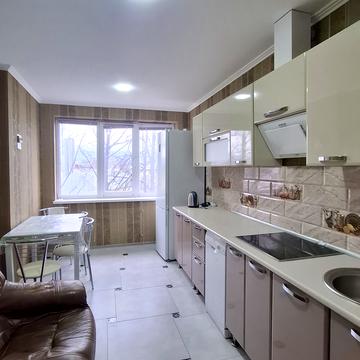 Петра Сагайдачного вул., 14 А