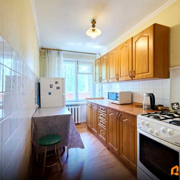 Артилерійський пров., 1-А