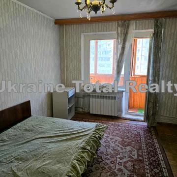 Оноре де Бальзака вул., 56