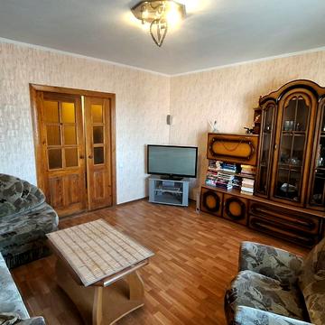 Заньковецької вул., 30