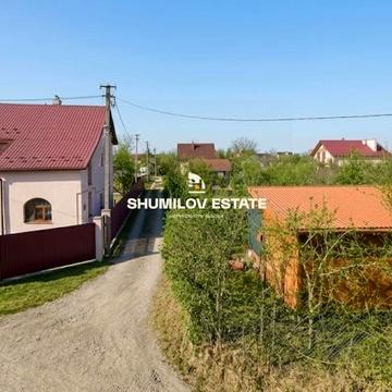 Горіхова, 71