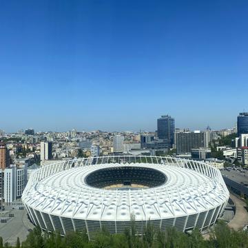 Ділова, 2б