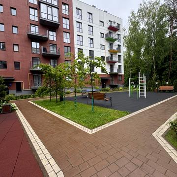 Тараса Шевченка вул., (Будинок 2)