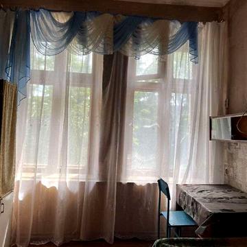 Болгарська вул., 18