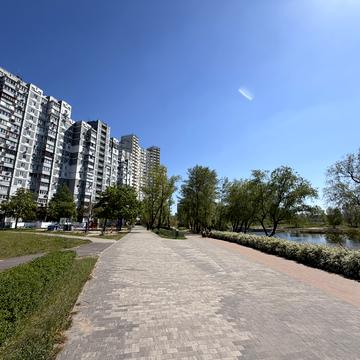 Йорданська вул. (Лайоша Гавро), 1-А