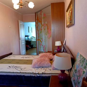 Леся Курбаса просп., 9