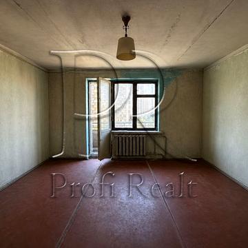Голосіївський просп. (40-річчя Жовтня), 25