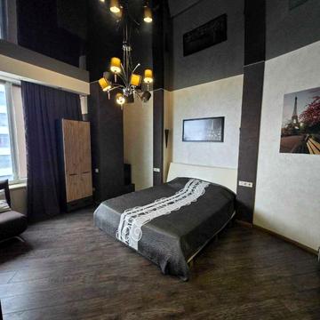 Літературна вул., 1а